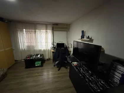 Novosadska | 4zida.rs