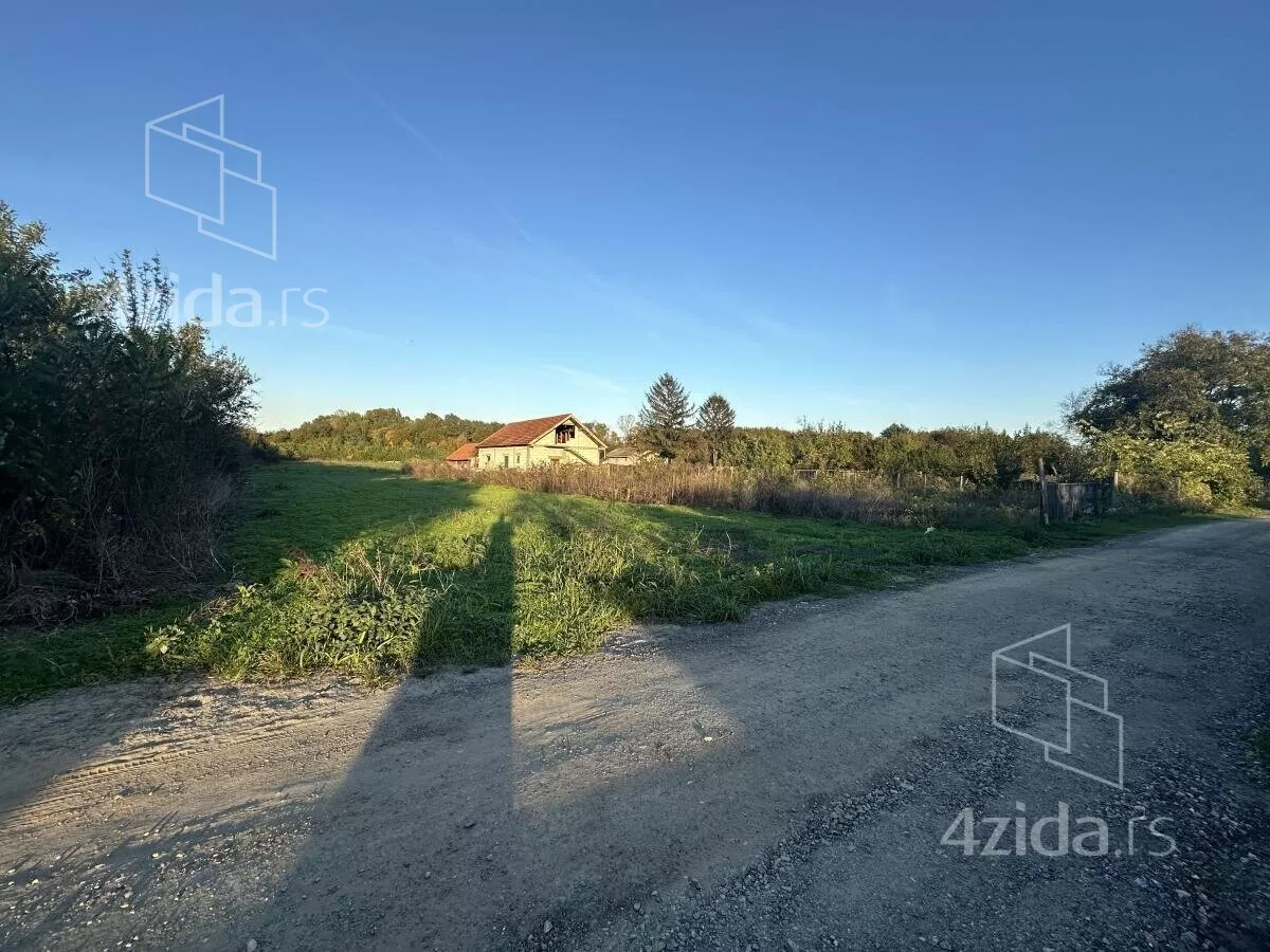 Građevinsko zemljište | 4zida