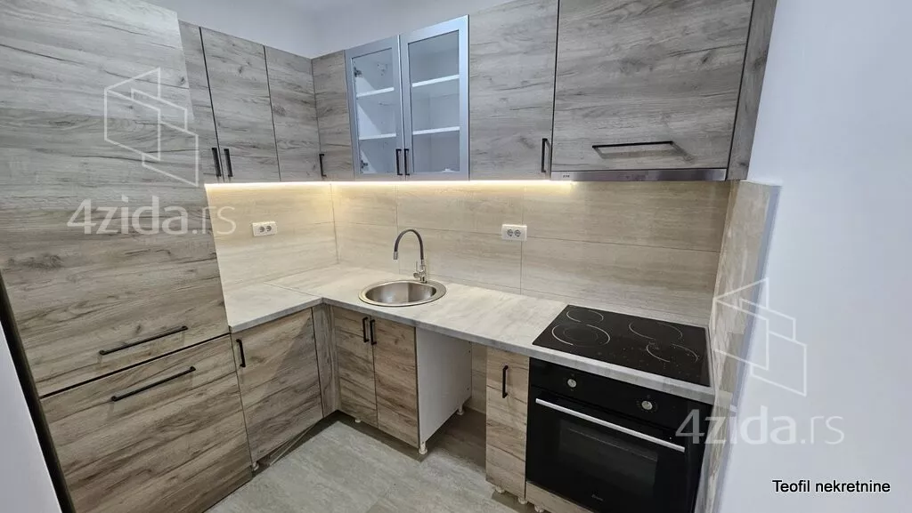 Troiposoban stan | 4zida