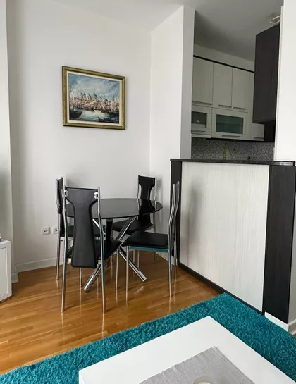Vojvode Micka Krstića 1 | 4zida.rs