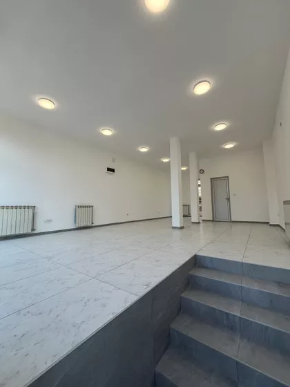 Zdravkovića 12B | 4zida.rs