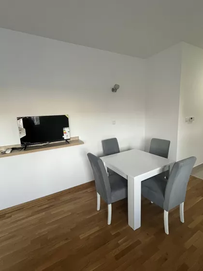 Kosare Cvetković | 4zida.rs