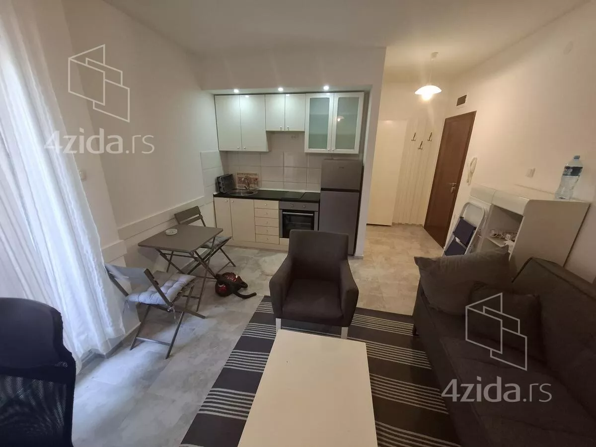 Garsonjera | 4zida
