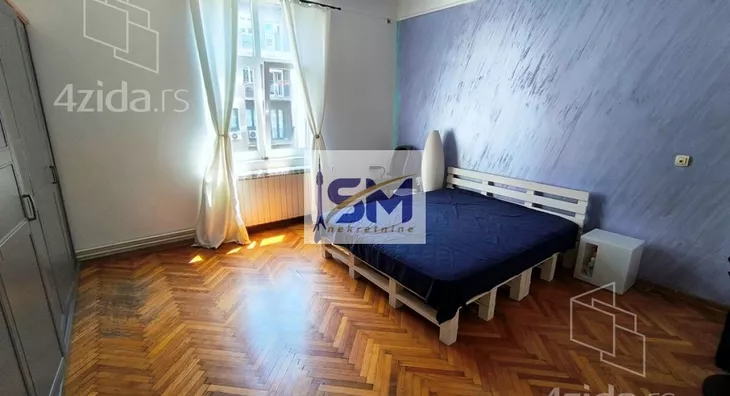 Četvoroiposoban stan | 4zida