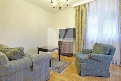 Učiteljsko Naselje | 4zida.rs