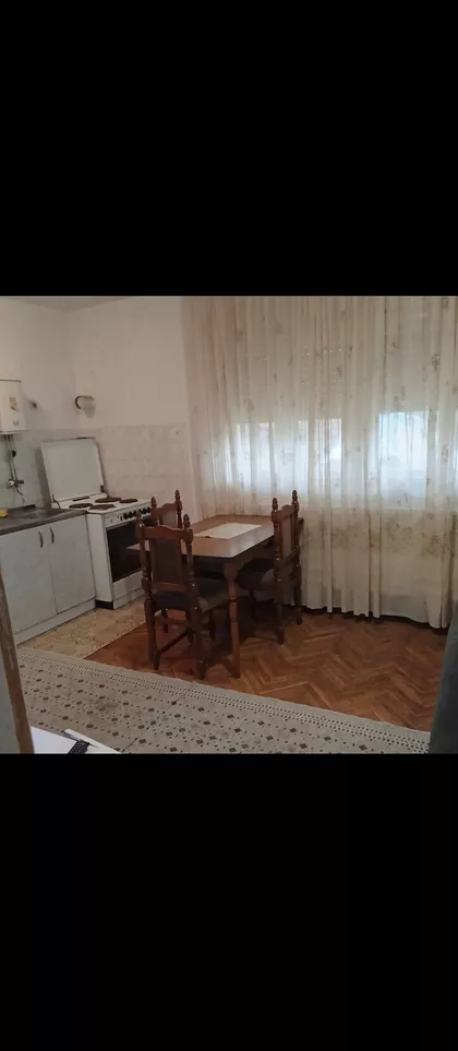 Sremčica | 4zida.rs