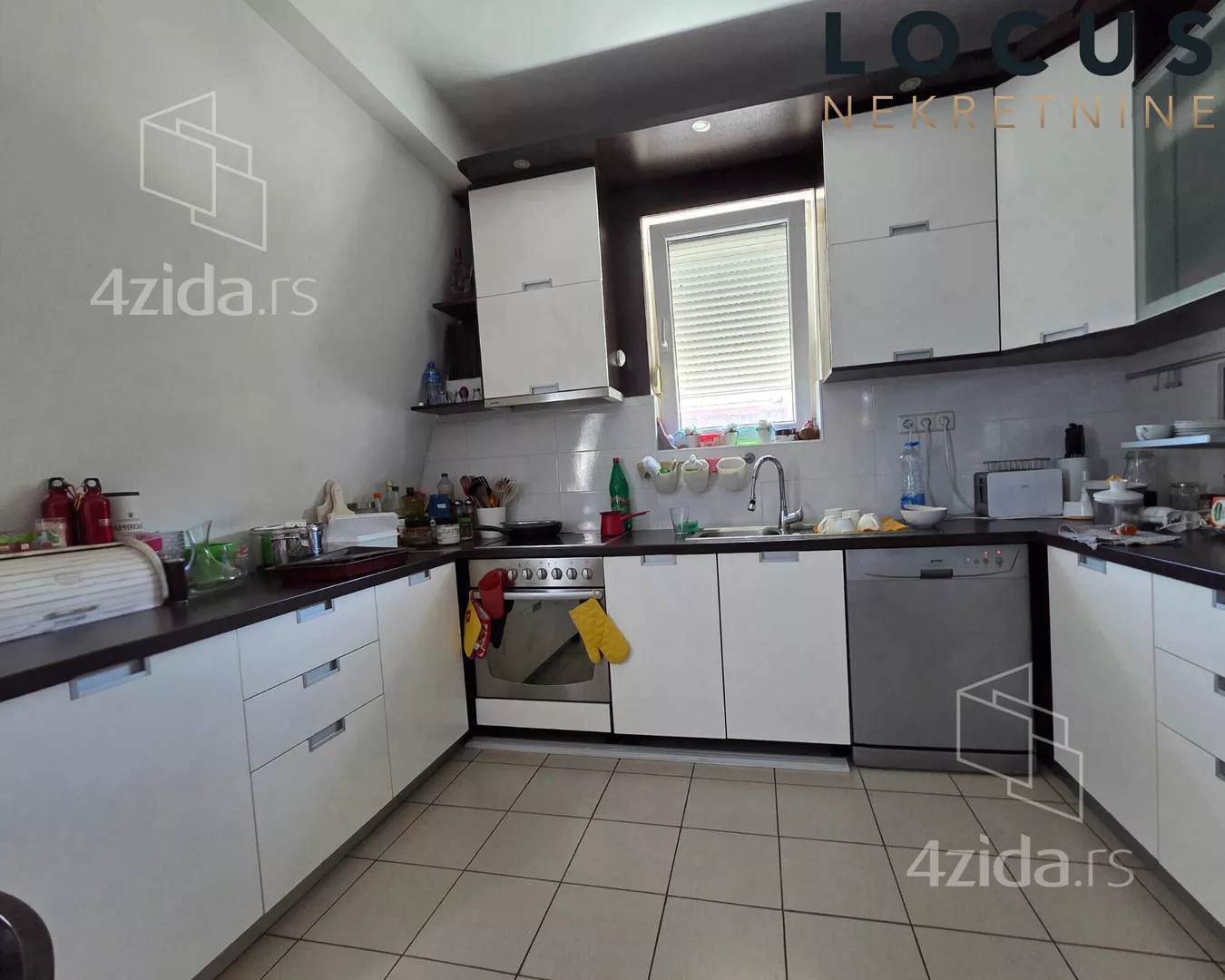 Petosoban stan | 4zida