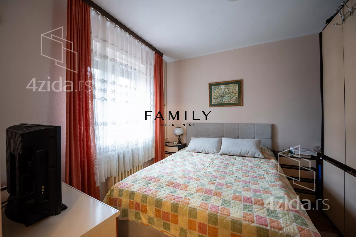 Troiposoban stan | 4zida