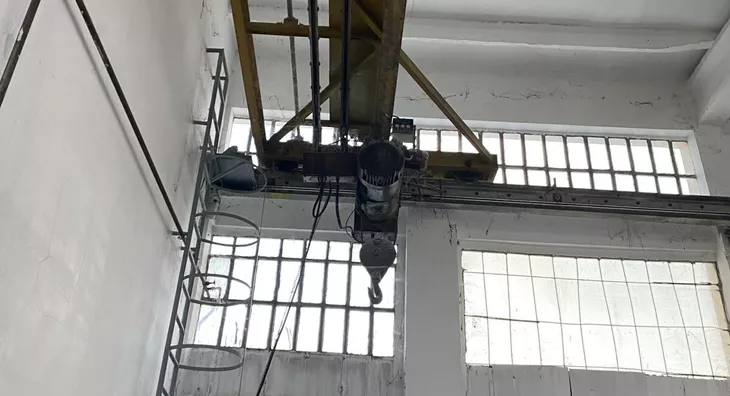 Poslovna zgrada | 4zida