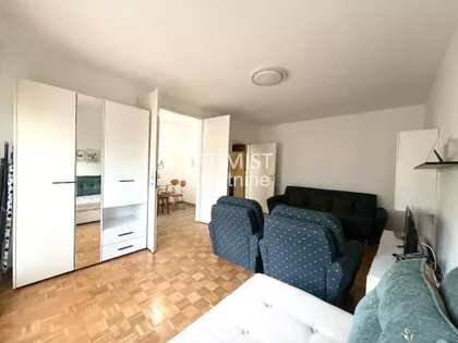 Kraljevačka | 4zida.rs