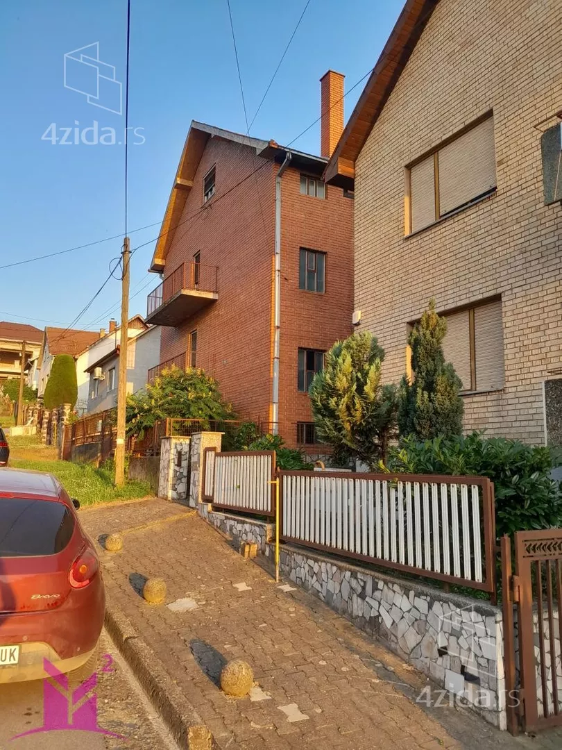 Kuća | 4zida