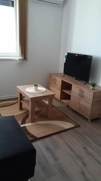 Žarka Zrenjanina 14 | 4zida.rs