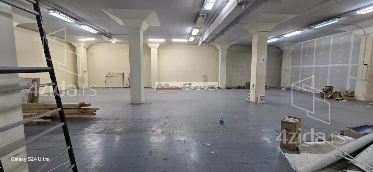 Poslovni prostor | 4zida