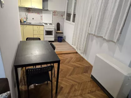 Čingrijina | 4zida.rs