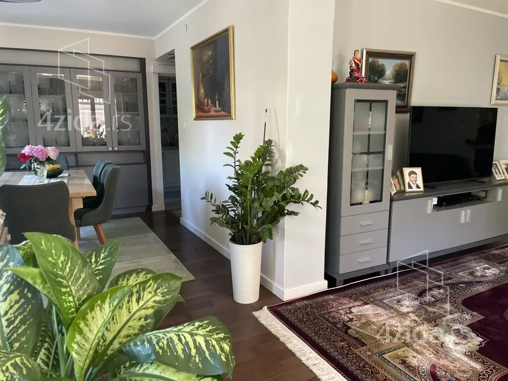 6-etažna kuća | 4zida