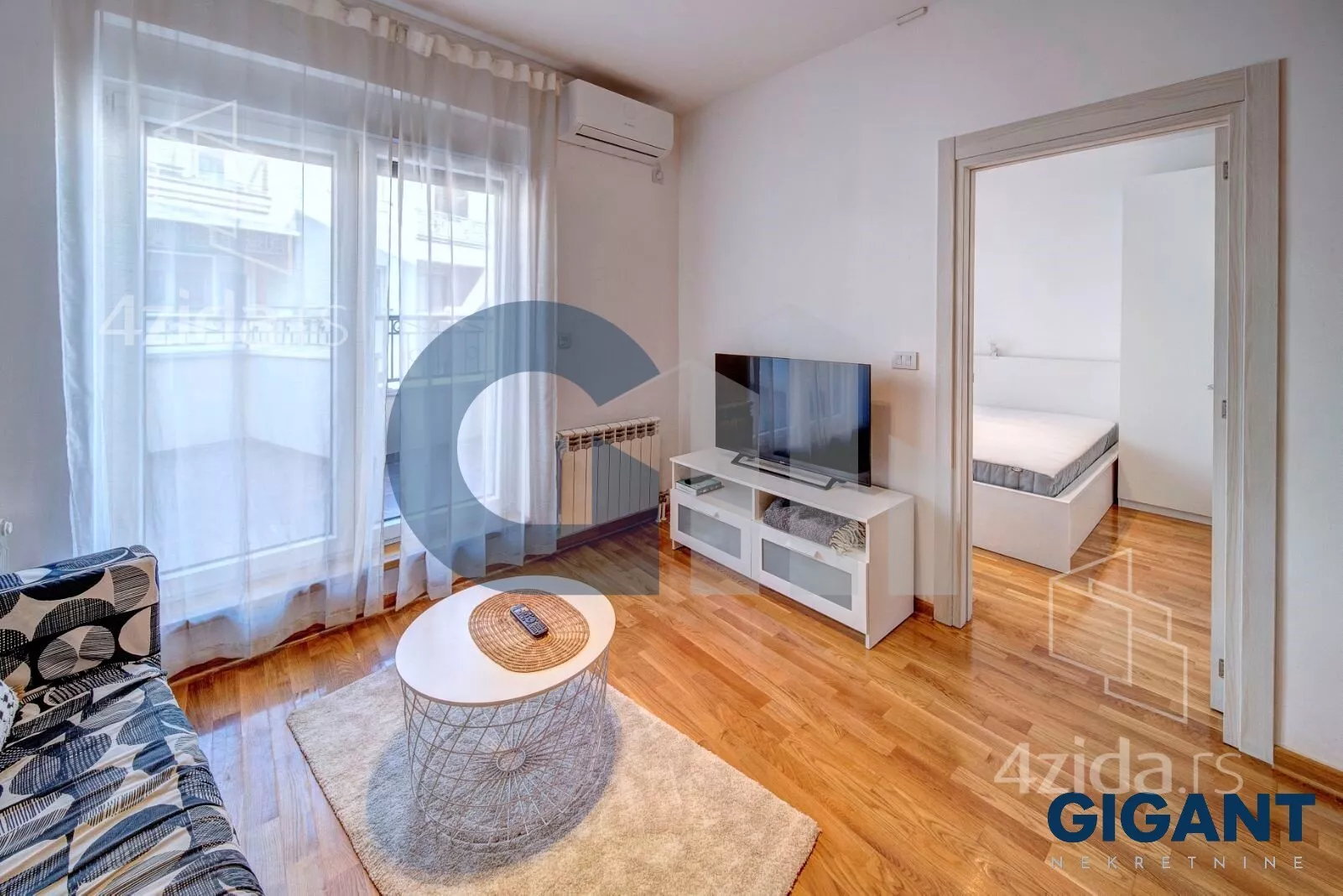 Jednoiposoban stan | 4zida