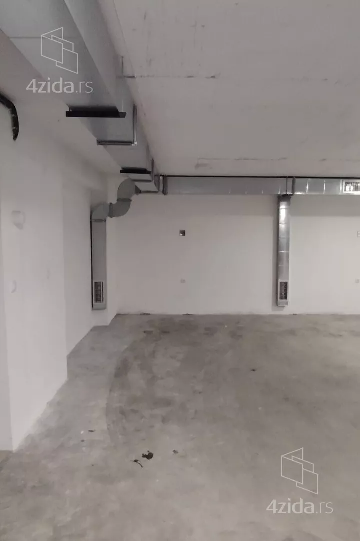Garaža | 4zida