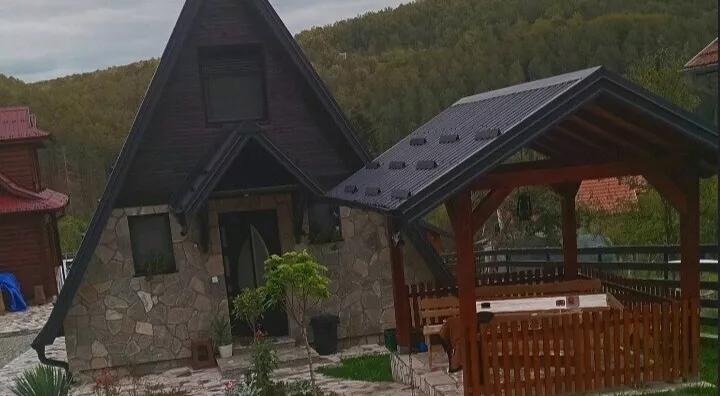 5-etažna kuća | 4zida