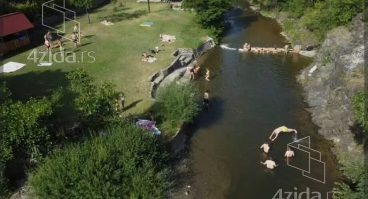 Ugostiteljski objekat | 4zida