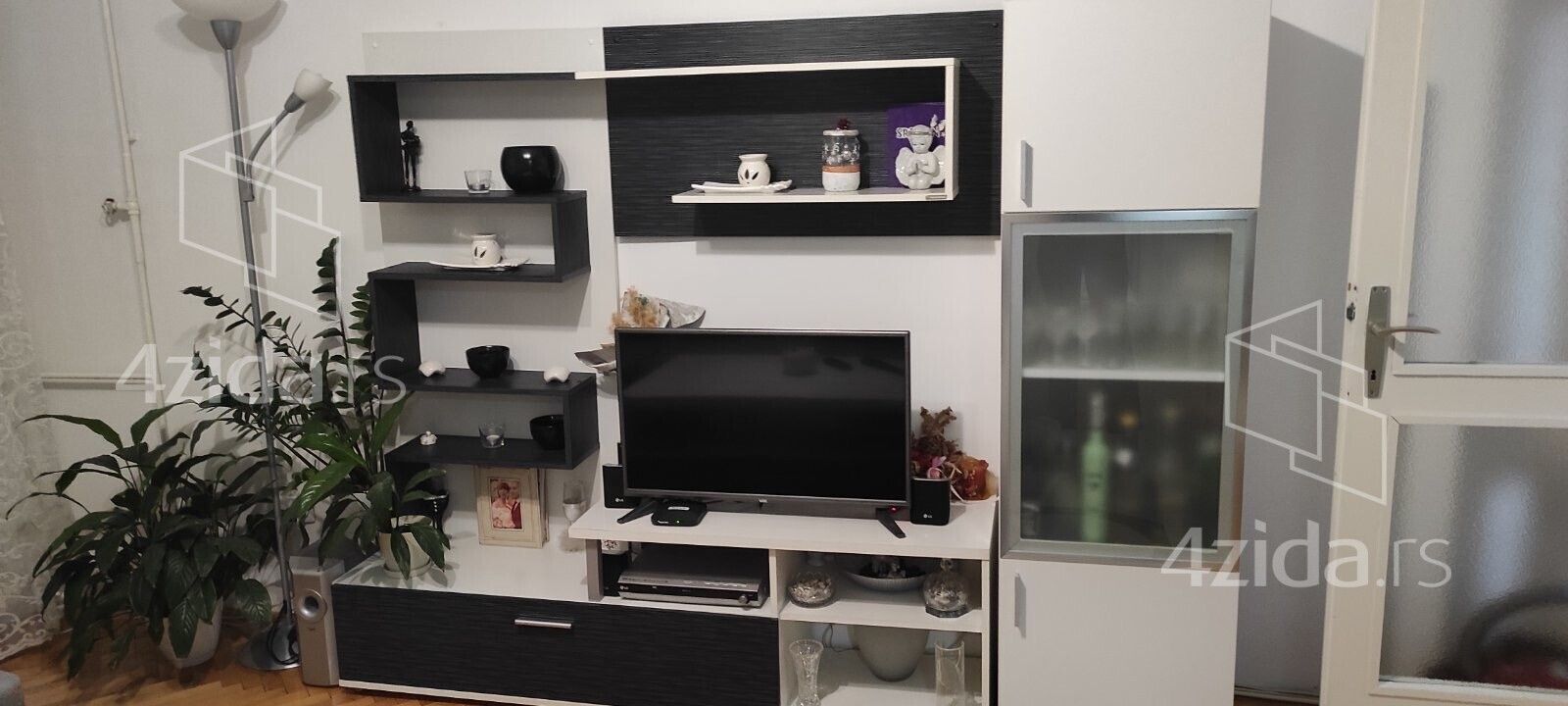 Jednoiposoban stan za izdavanje, Bulevar Nikole Tesle 10, 180€, 38m²