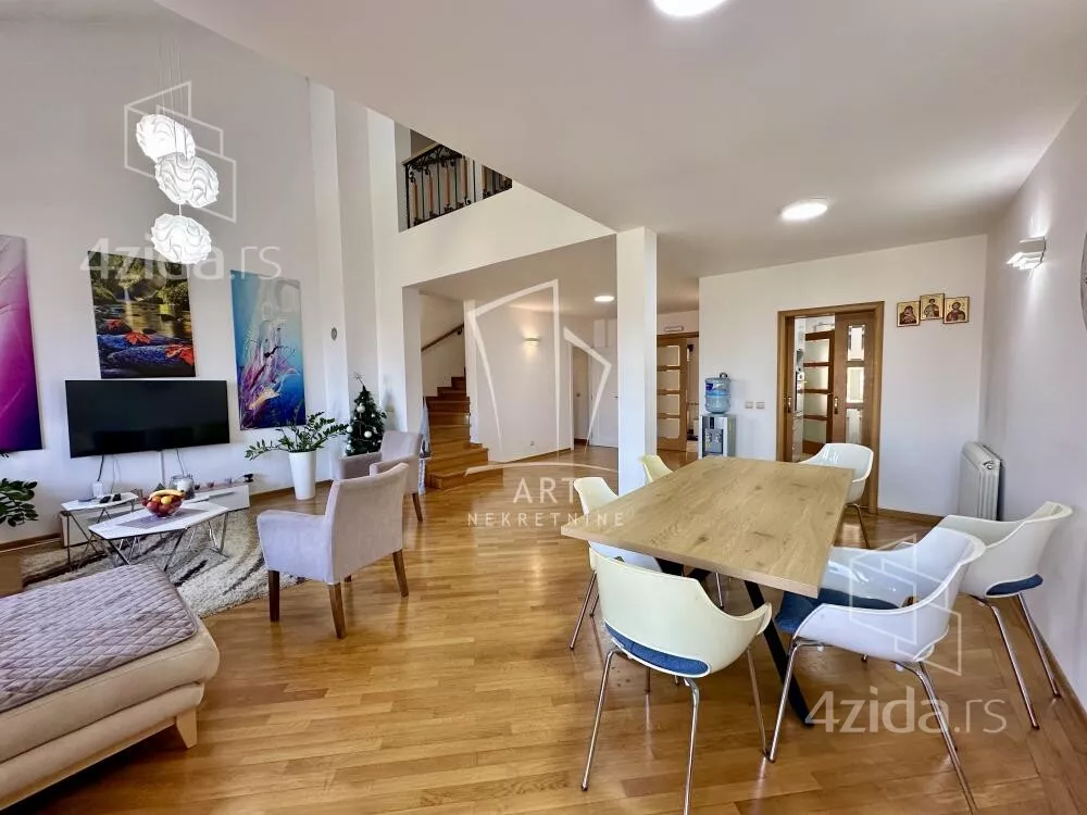 4-etažna kuća | 4zida