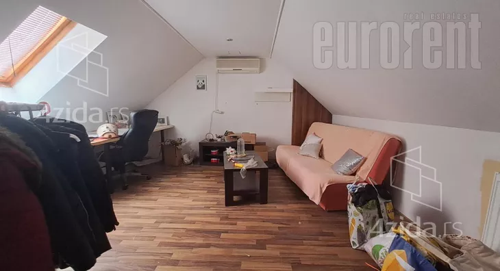 4-etažna kuća | 4zida