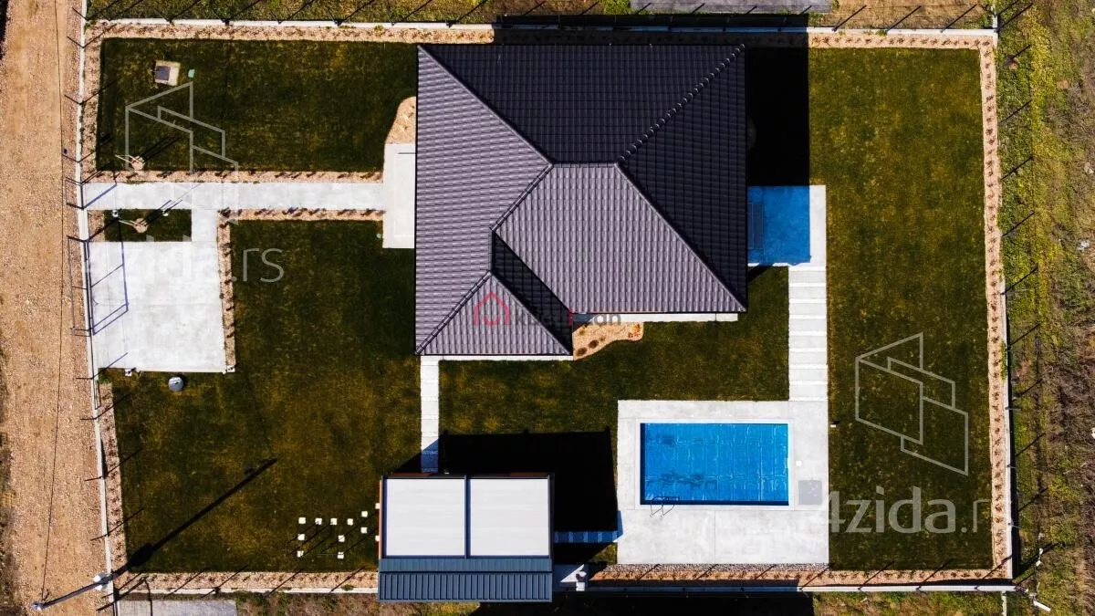 Kuća | 4zida