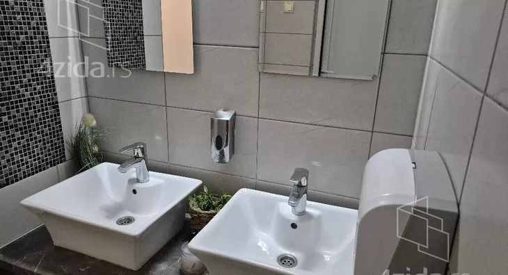 Turistički objekat | 4zida