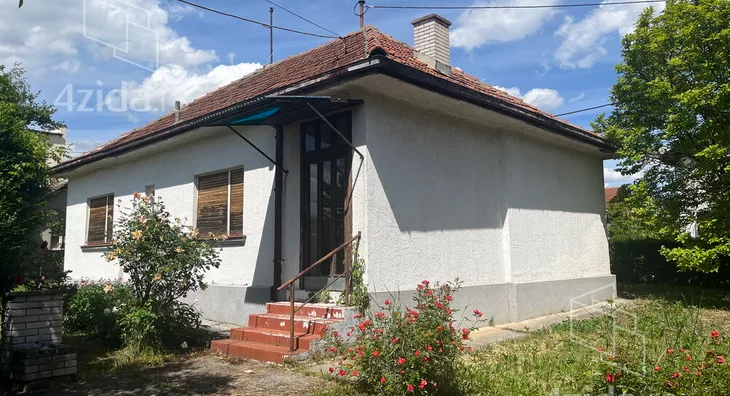 Plac | 4zida