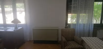 Karađorđeva 88 | 4zida.rs