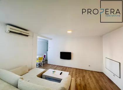 Trg Učitelj Tase | 4zida.rs