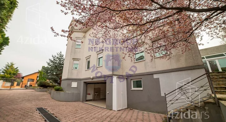 4-etažna kuća | 4zida