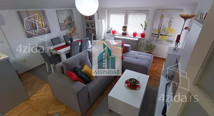 Dvoiposoban stan | 4zida