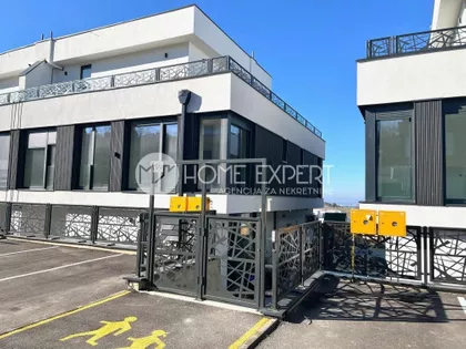 Sremska Kamenica | 4zida.rs