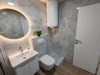 Atinska 30