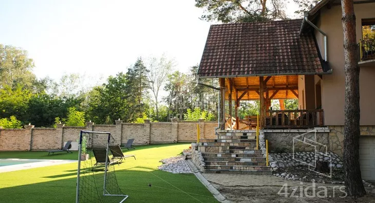 Kuća | 4zida