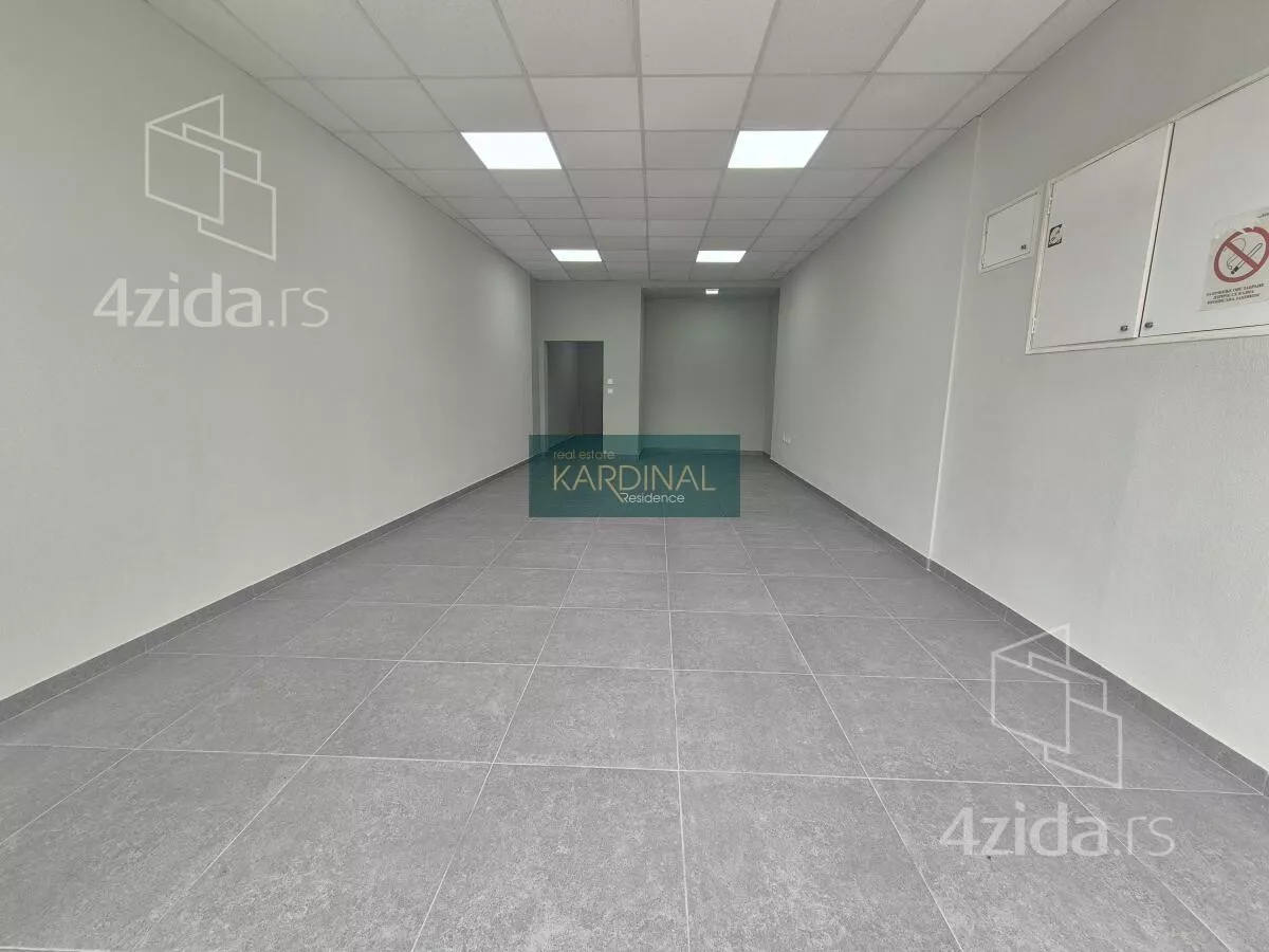 Poslovni prostor | 4zida