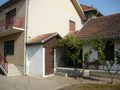 Vojvođanska | 4zida.rs