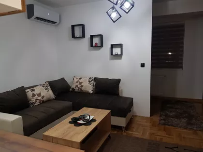 Trg Fontana | 4zida.rs