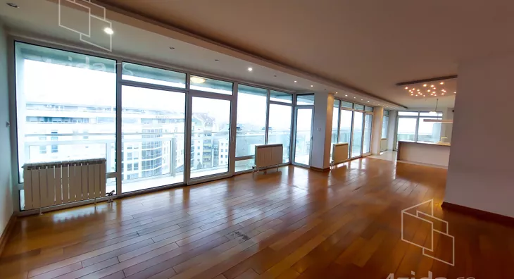 Petosoban stan | 4zida