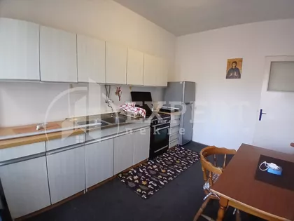 Obrenovićeva | 4zida.rs