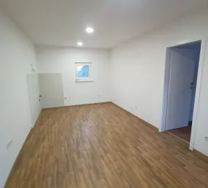 Petrovaradin, Gradske lokacije, Novi Sad, 1.5 stan | 4zida.rs