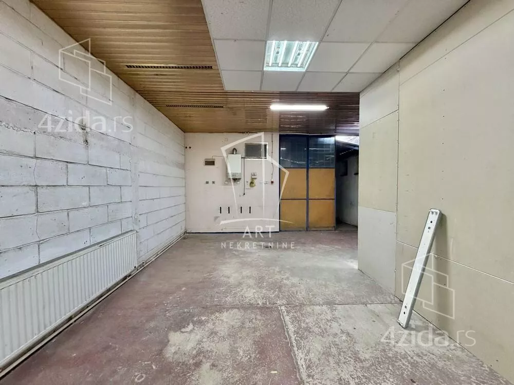 Poslovni prostor | 4zida