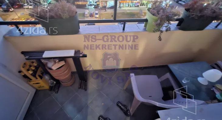 Četvoroiposoban stan | 4zida