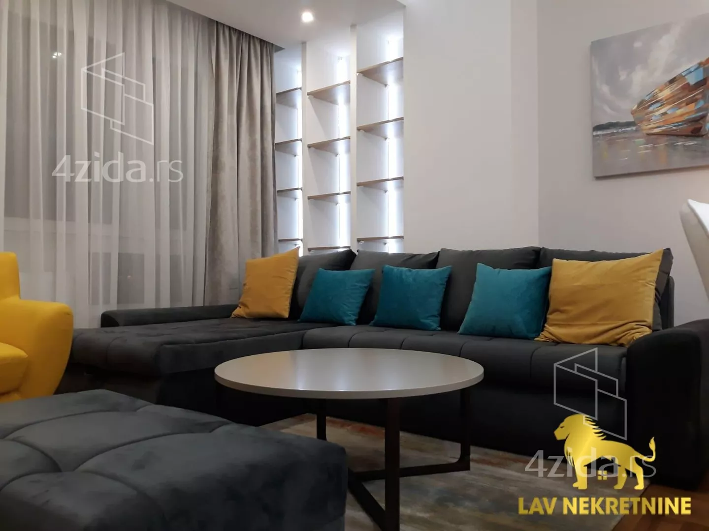 Dvoiposoban stan | 4zida