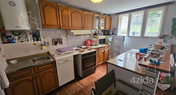 3-etažna kuća | 4zida