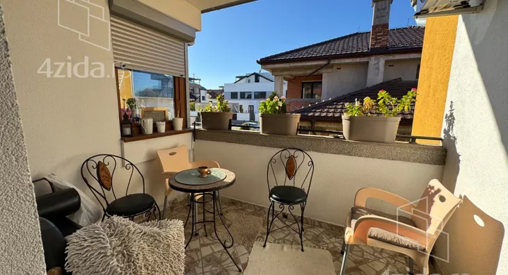 Petoiposoban stan | 4zida