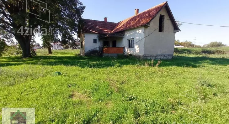Plac | 4zida