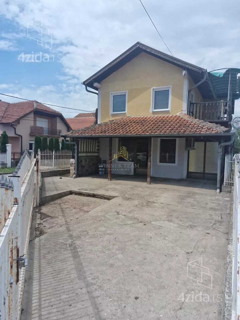 Poslovni prostor | 4zida