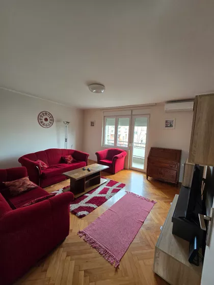 Trg Fontana 20 | 4zida.rs